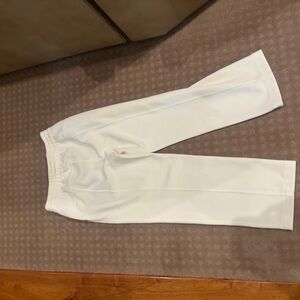 Lululemon softstream crop cream